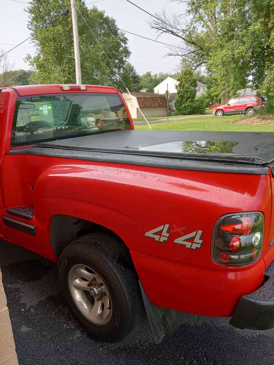 99 Chevy Silverado z71 4x4 single cab step side