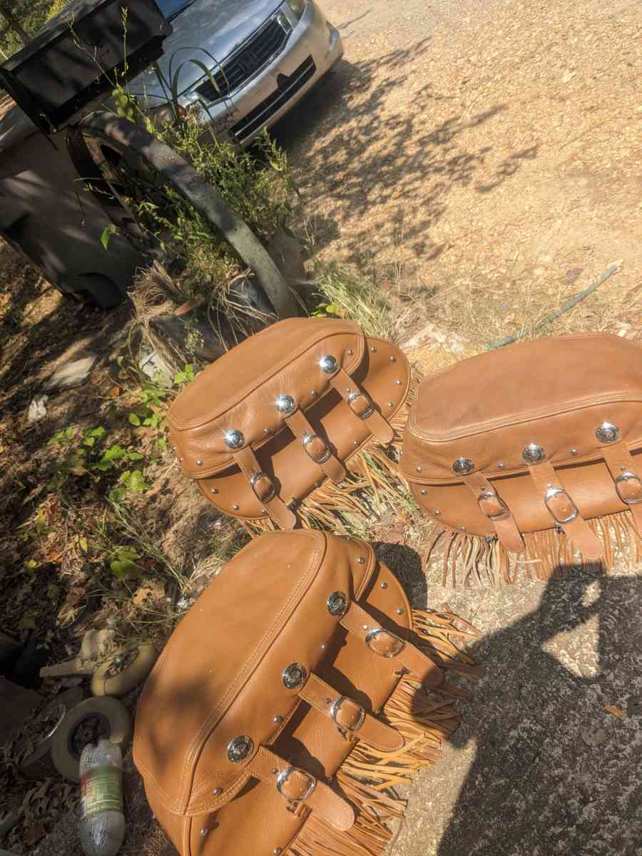 Indian motorcycle saddlebags