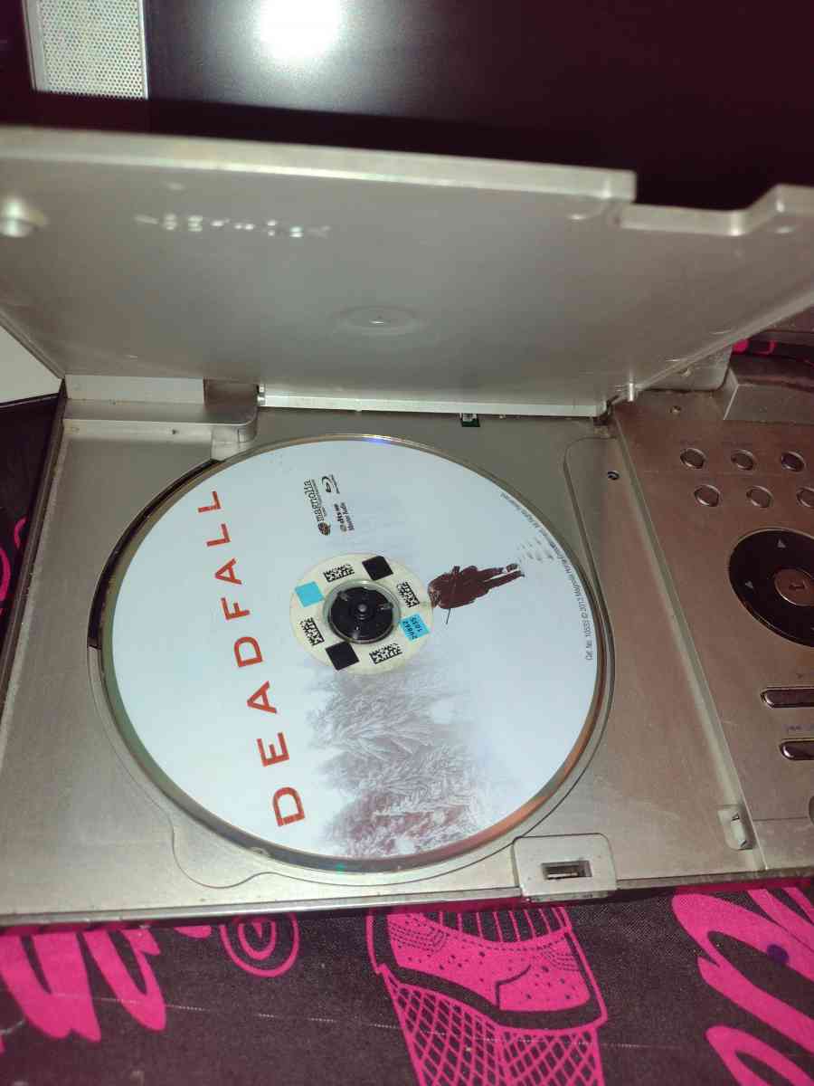 Toshiba portable DVD player