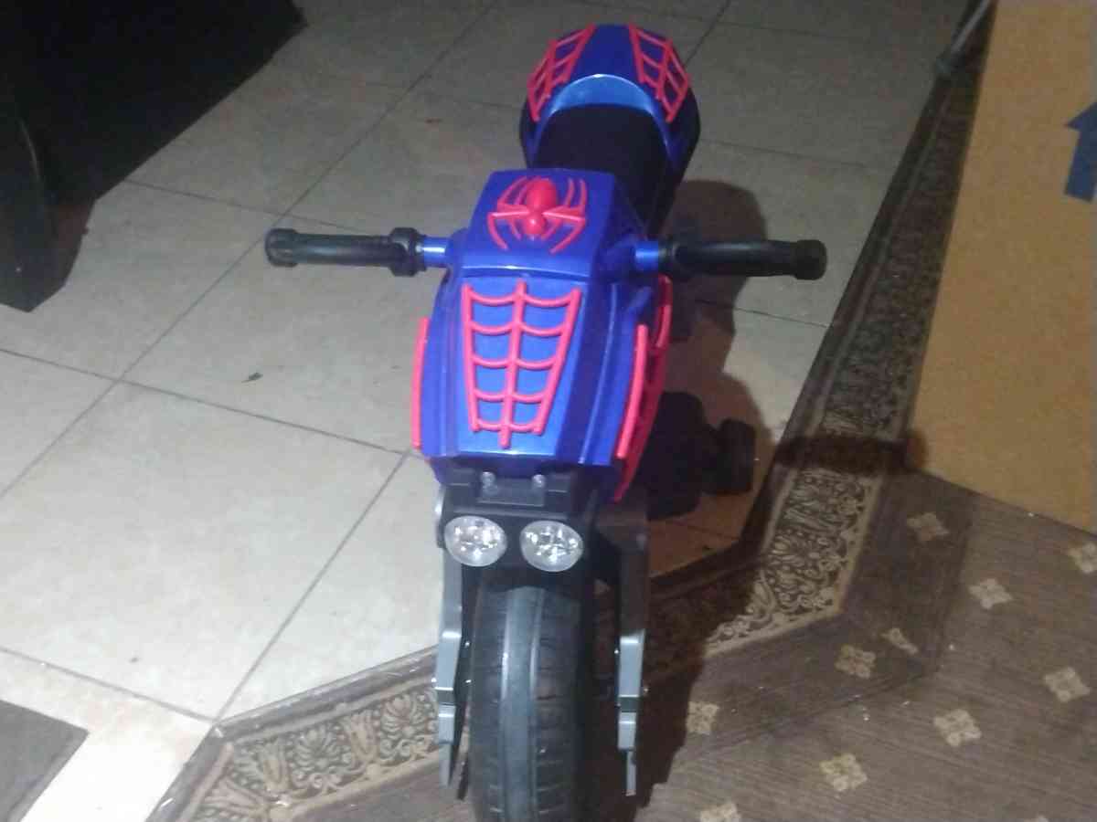 Marvel Spiderman 6V Battery Powered Motorcycle Boys Ride