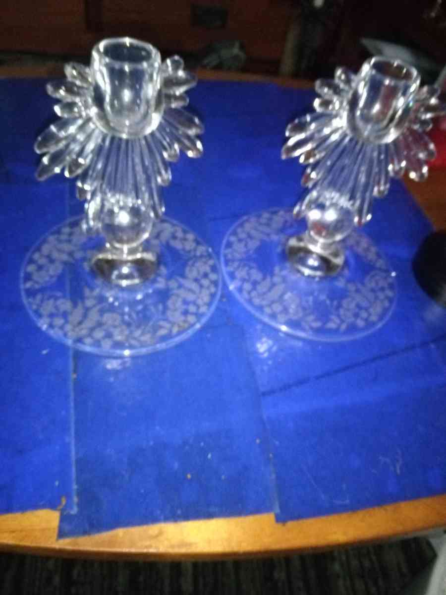 Pair of New Martinsville meadow etch Candleholders