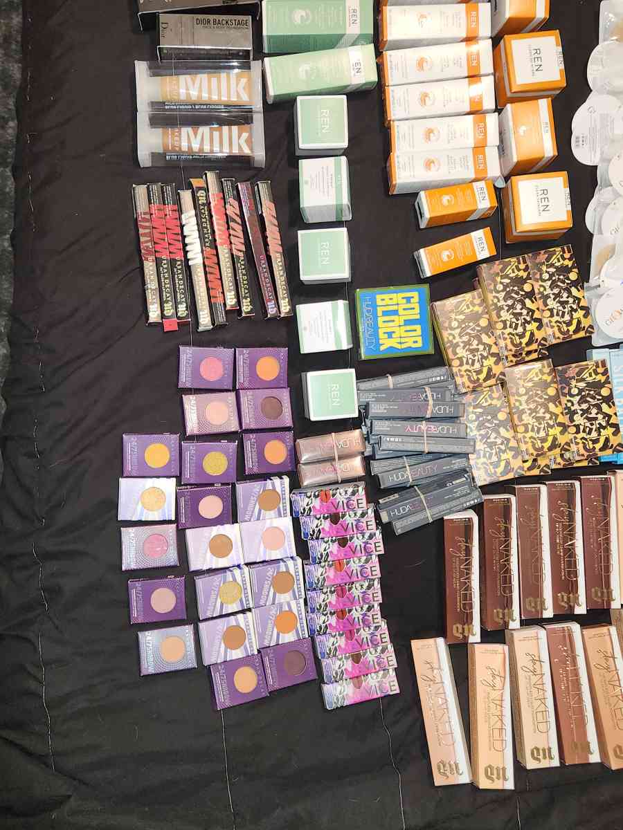 sephora huda beauty Bobby Brown urban decay  mascaras