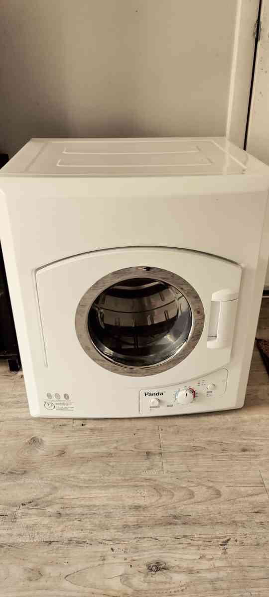 Panda 35 cuft Compact Portable Laundry Dryer PAN60SF 13lbs C