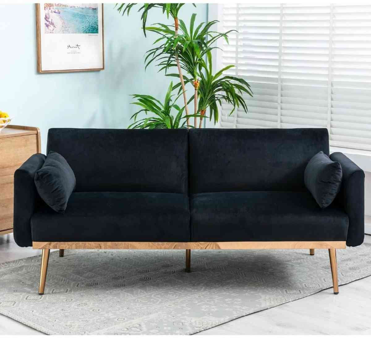 Draycen 685 in upholstered sleeper