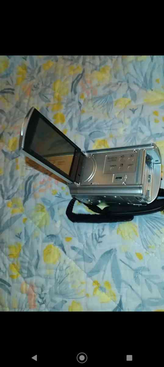 Sony handycam DCRSR68