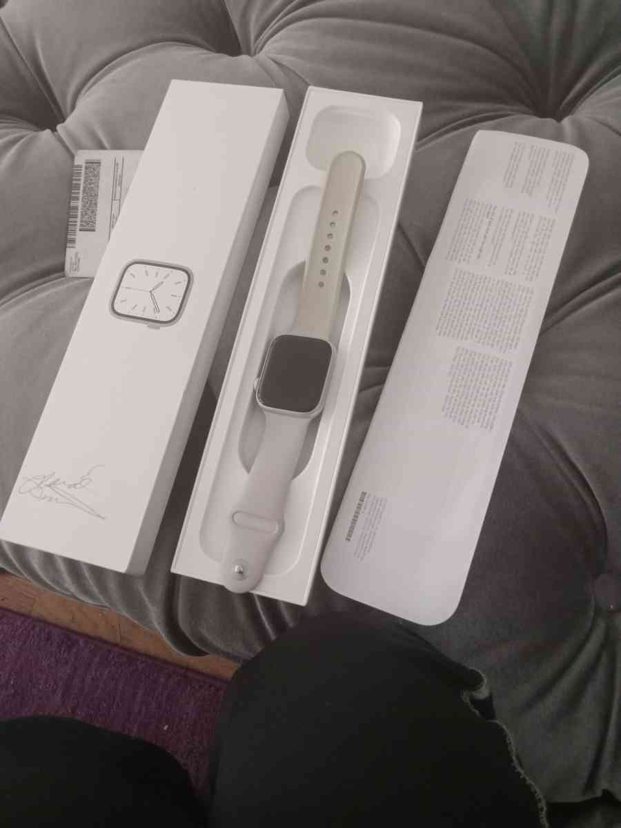 IPhone watch series 7 45mm