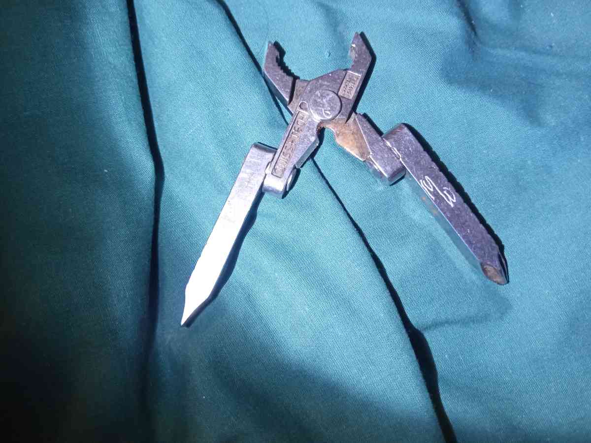 mini multi tool