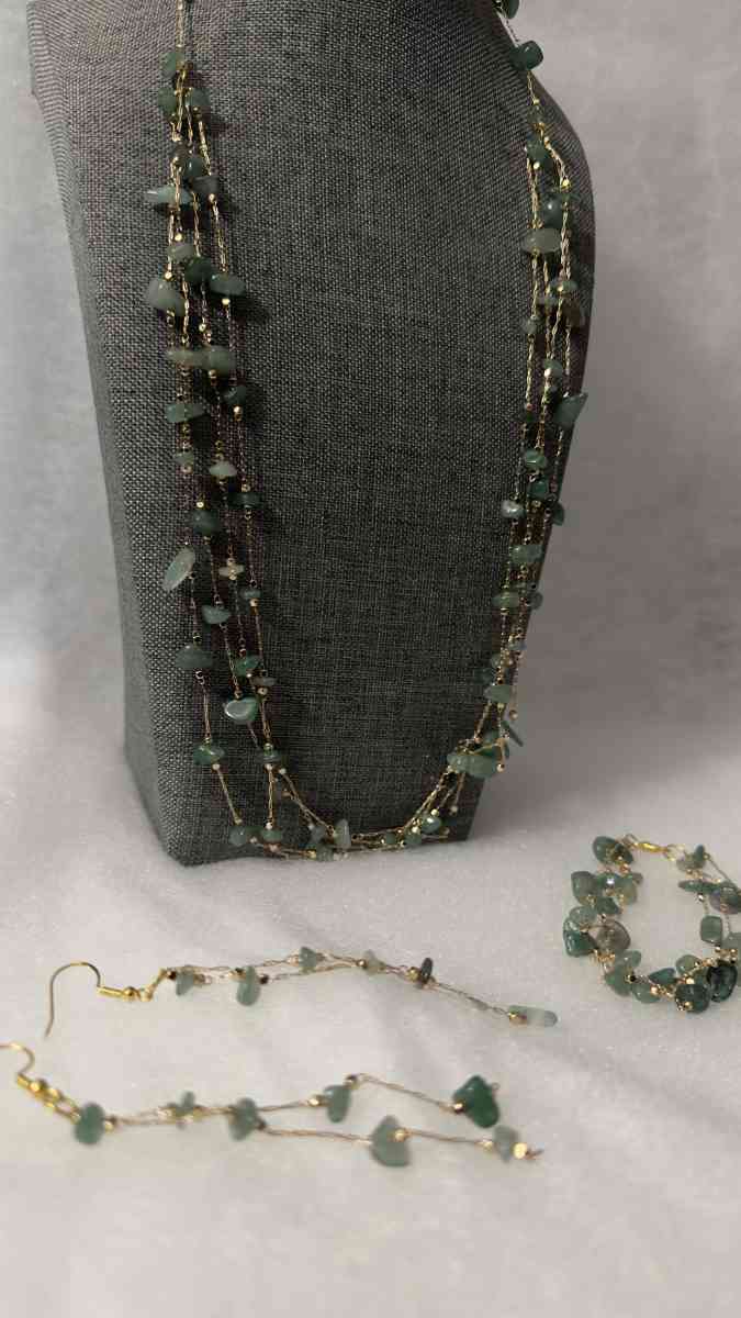 Necklace Set
