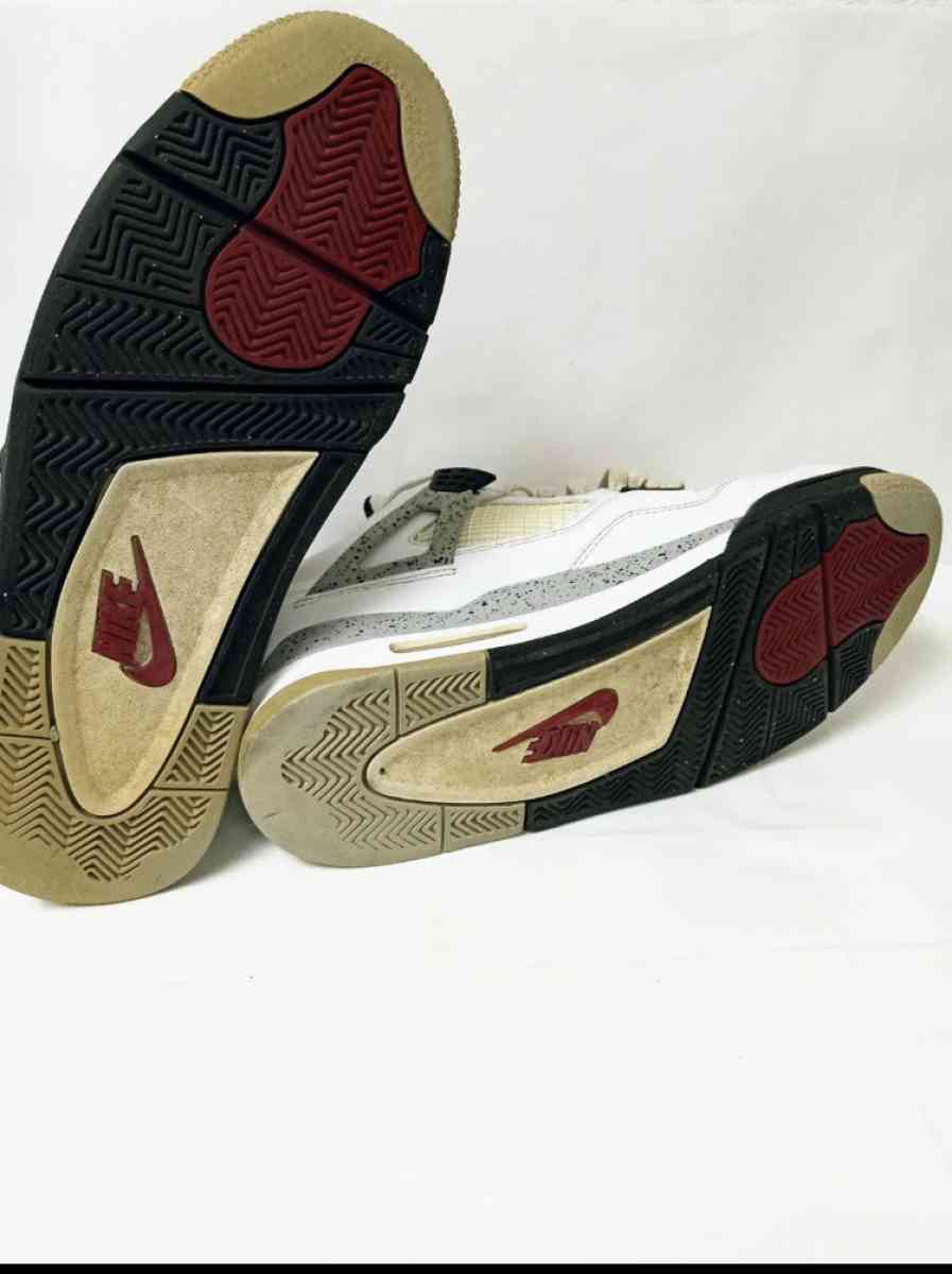 2 pairs of air jordans