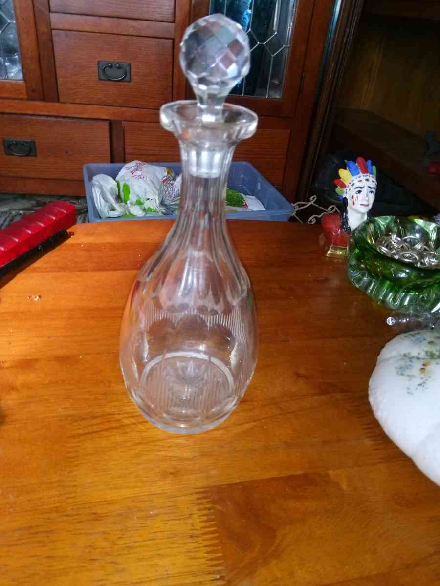 EAPG  MANHATTAN pattern Decanter