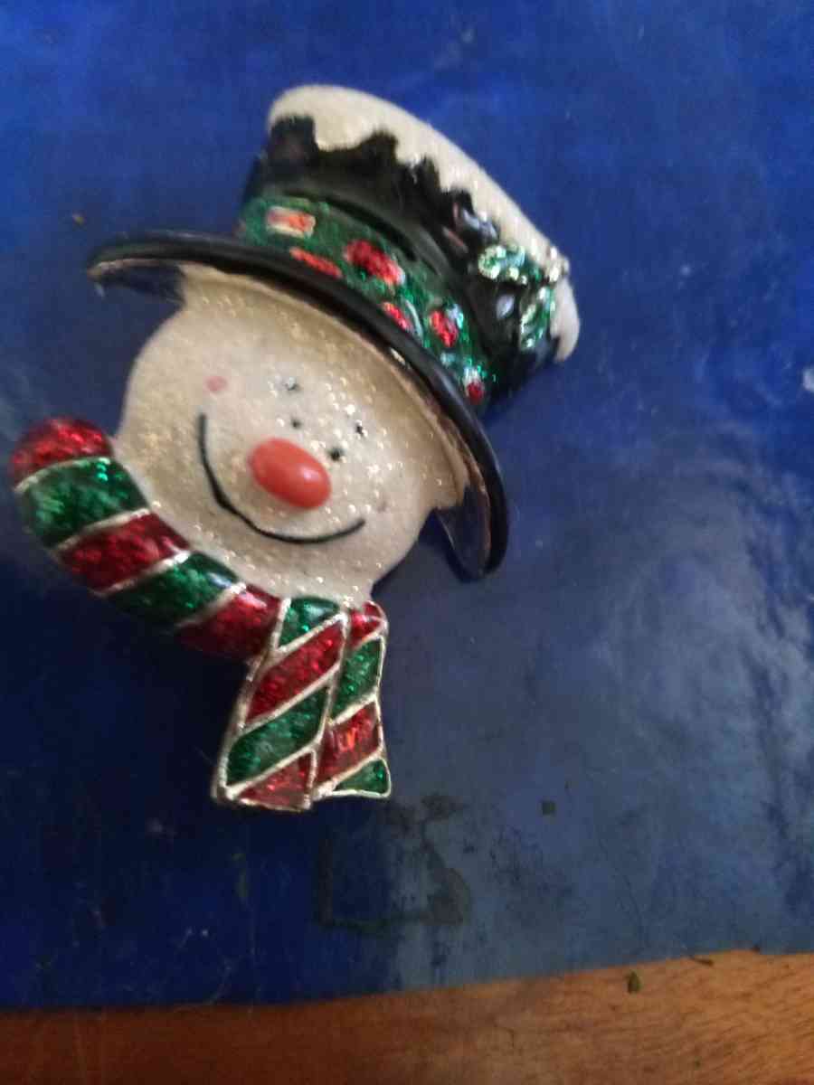 Danecraft Snowman Pin