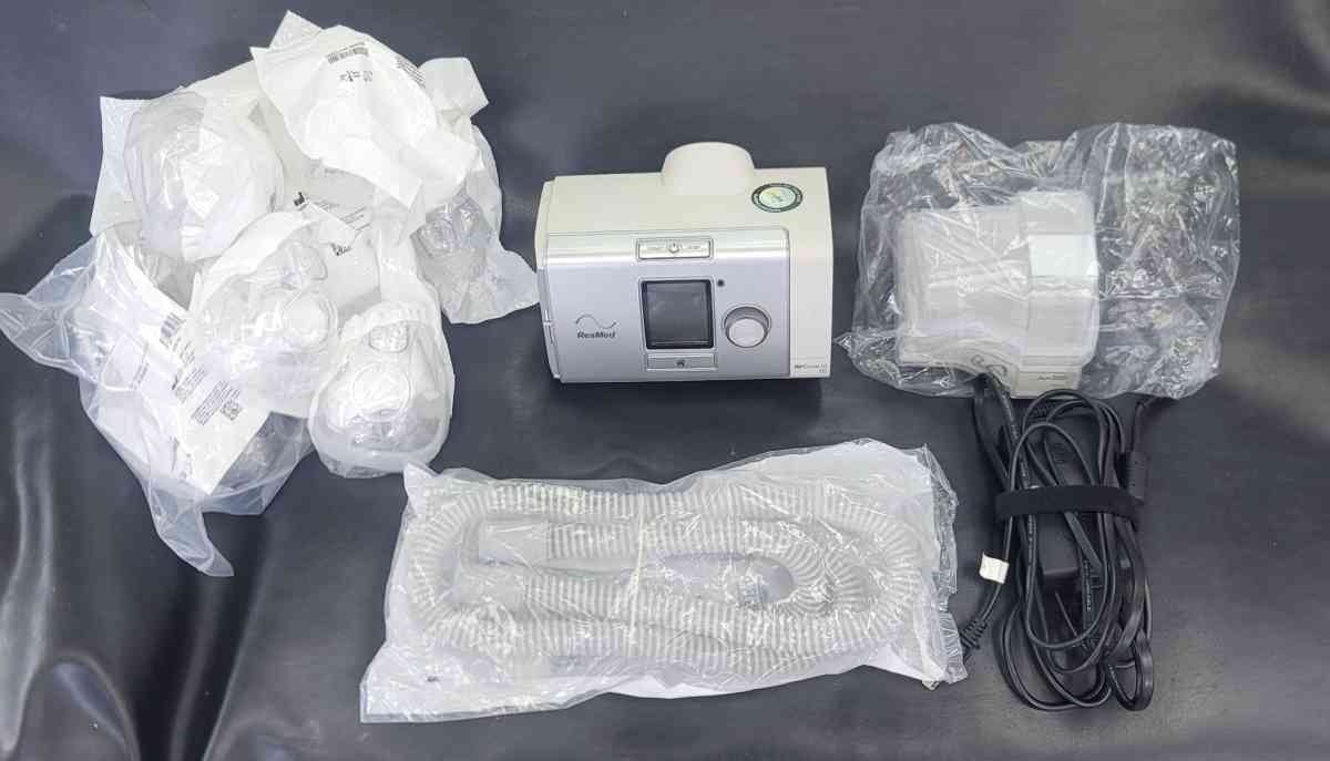 Resmed Airsense 10 machine AirCurve 10 S W Set
