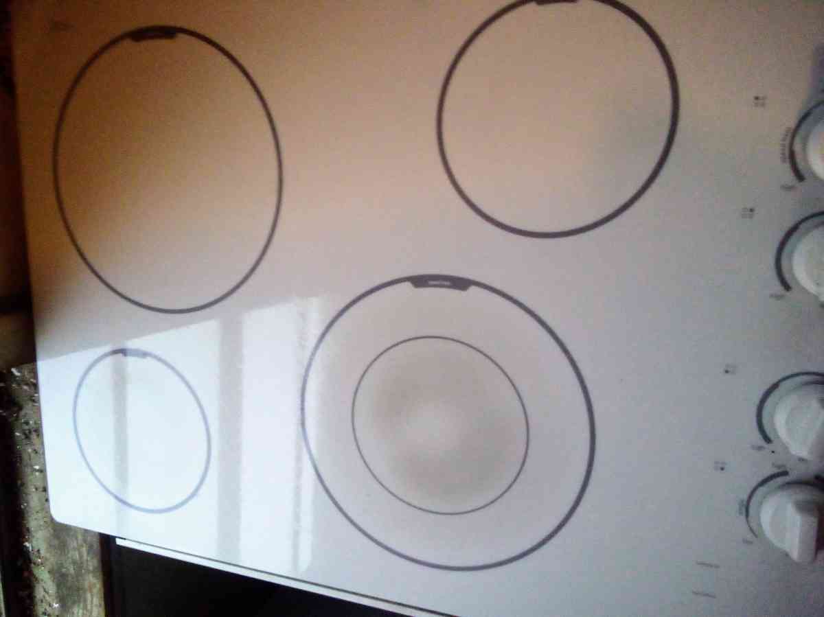 Maytag Electric Cooktop