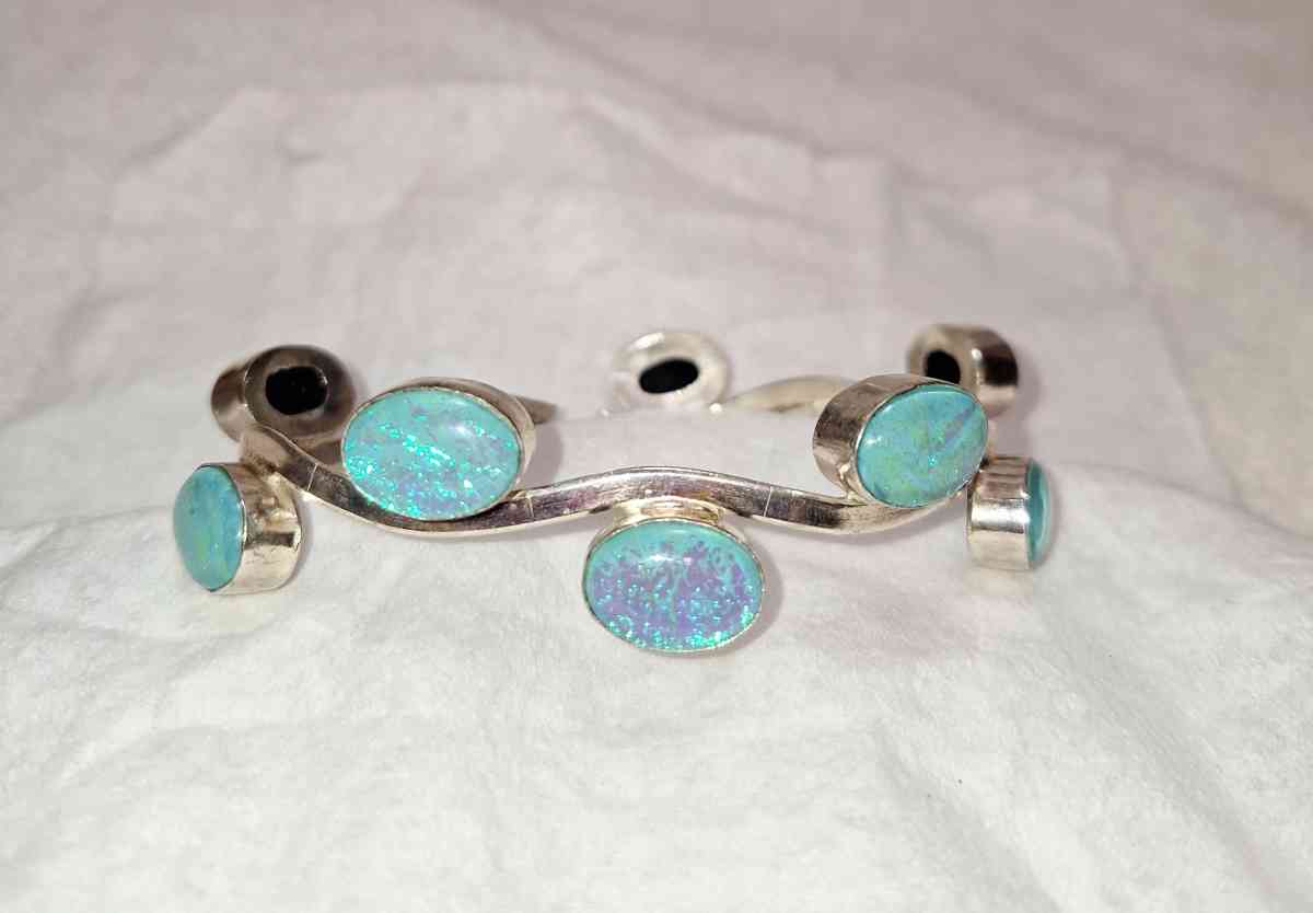 fire opals cuff bracelet  925 silver new