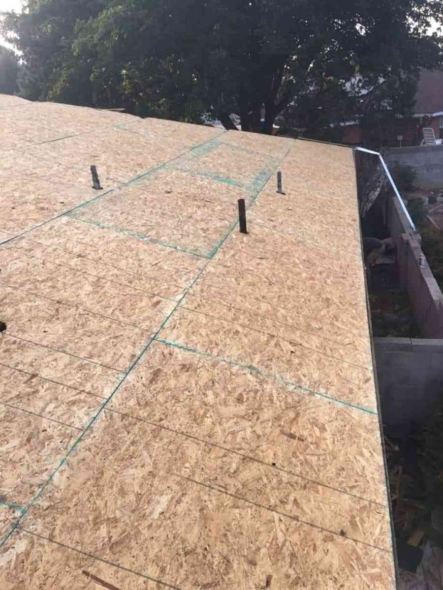 ROOFING LOYOLA