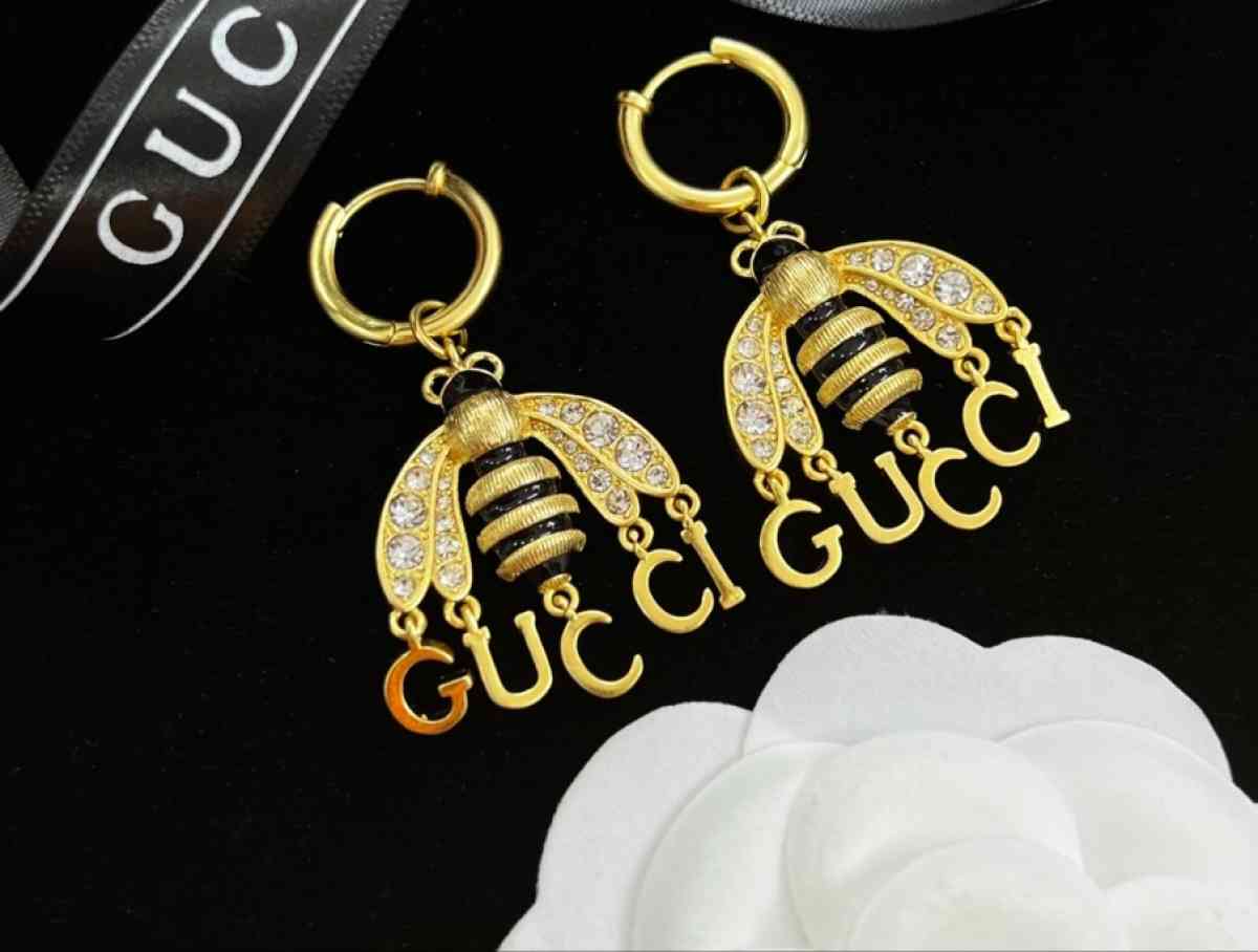 Gucci bee set jewelry