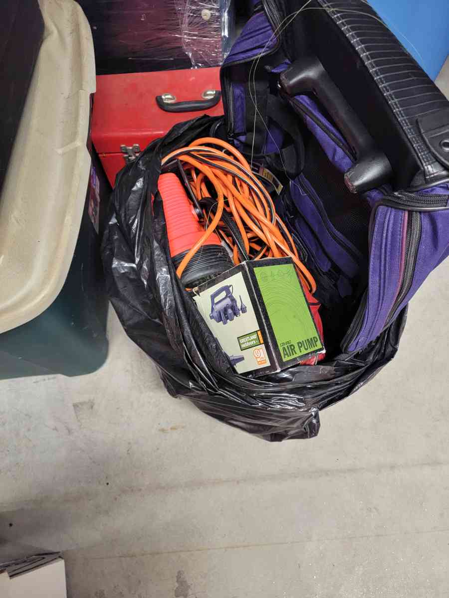 furnite kitchen items computer desk daybed wardrobe cloths