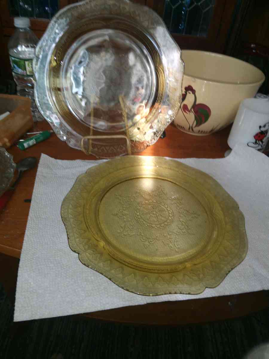 2 Patrician Spoke dinner plates