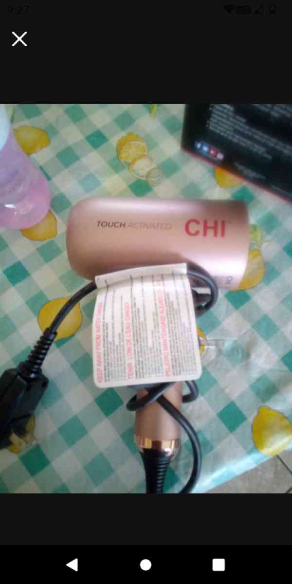 hair dryer and blow out brush