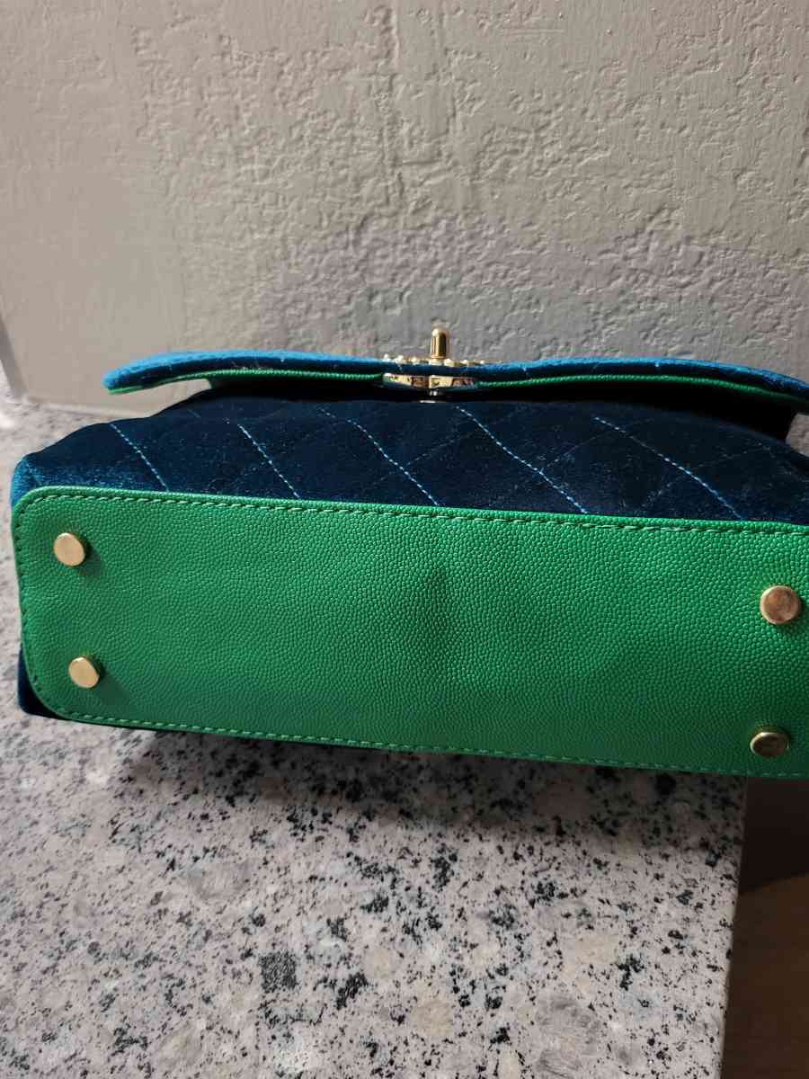 small shoulder Bag