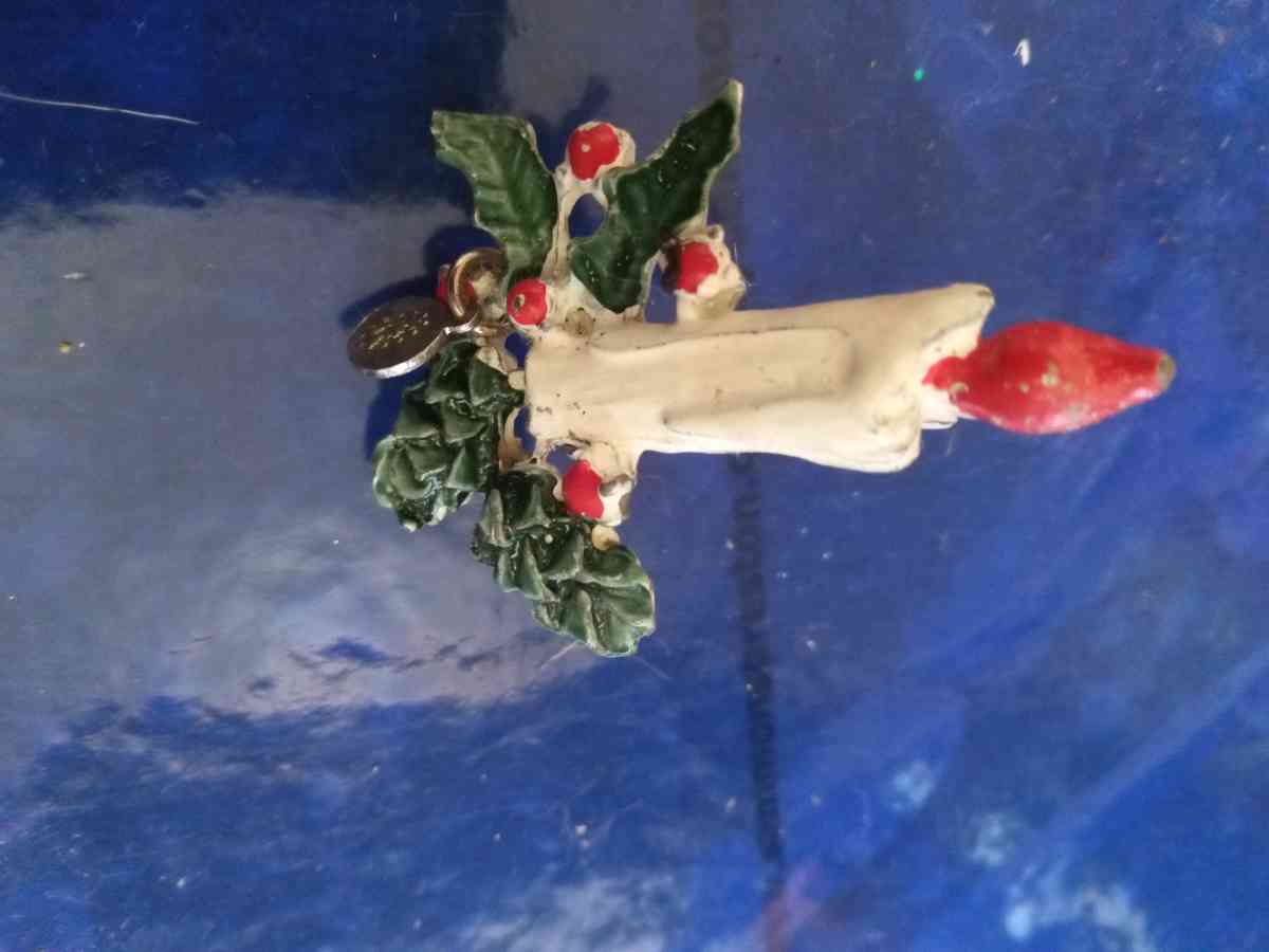 Vintage Christmas Pin