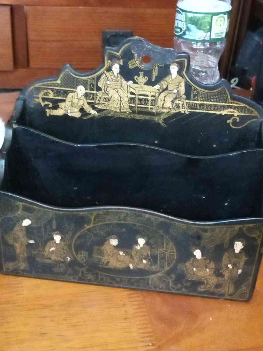 Early 1900s English Lacquer Letter Holder