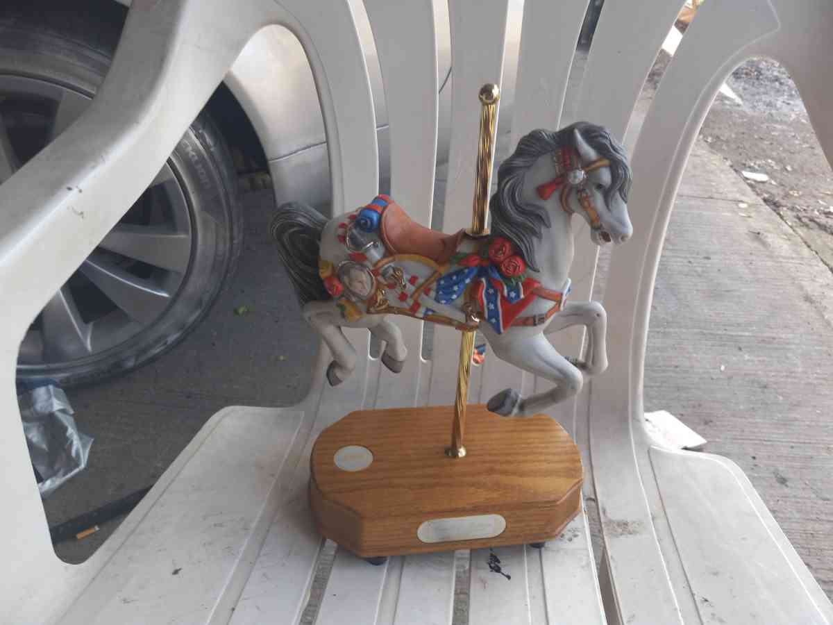 musical limited edition liberty Lincoln horse