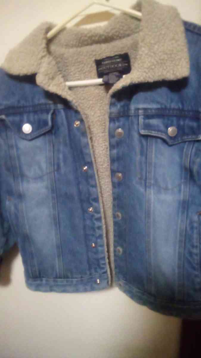 Boys sz 10 to 12 Genuine Faded Glory Jean Jacket gap cap