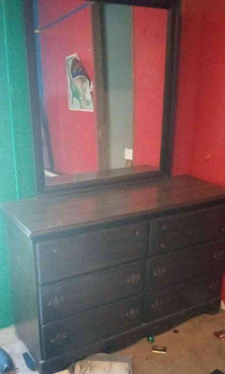 moving everything must go tonight