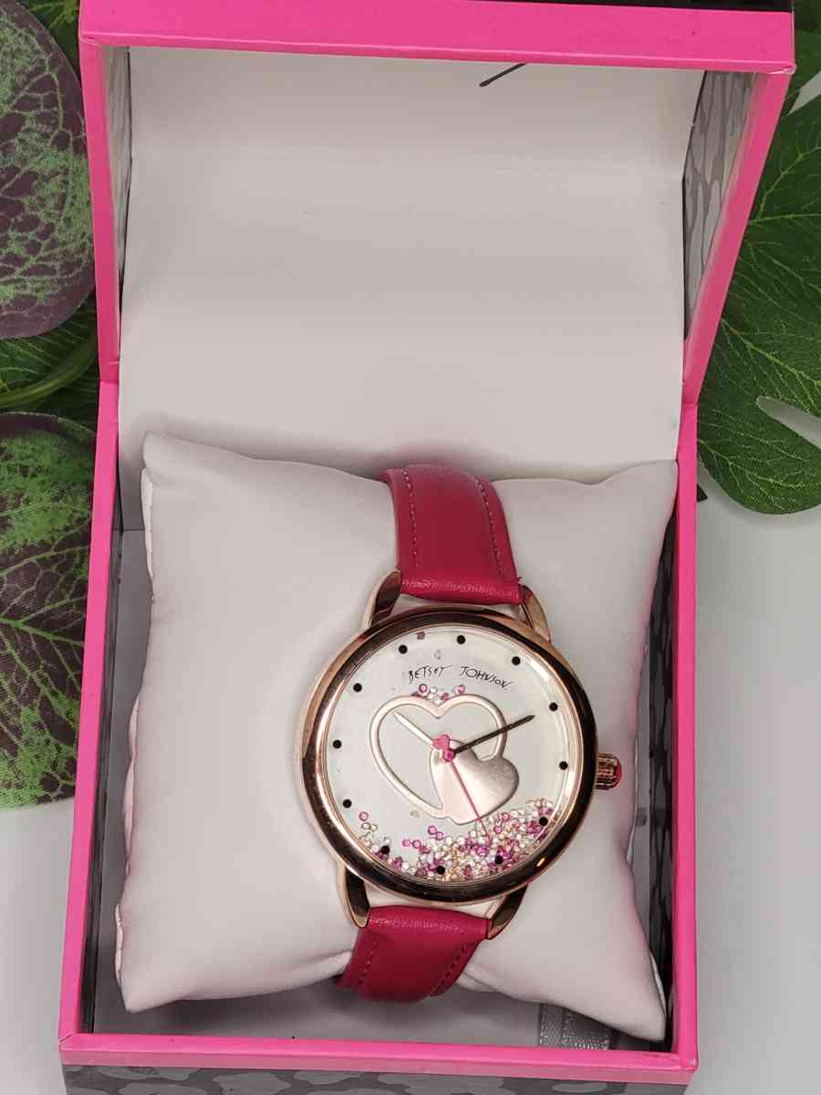New in box Betsey Johnson Pink Watch With Heart Art