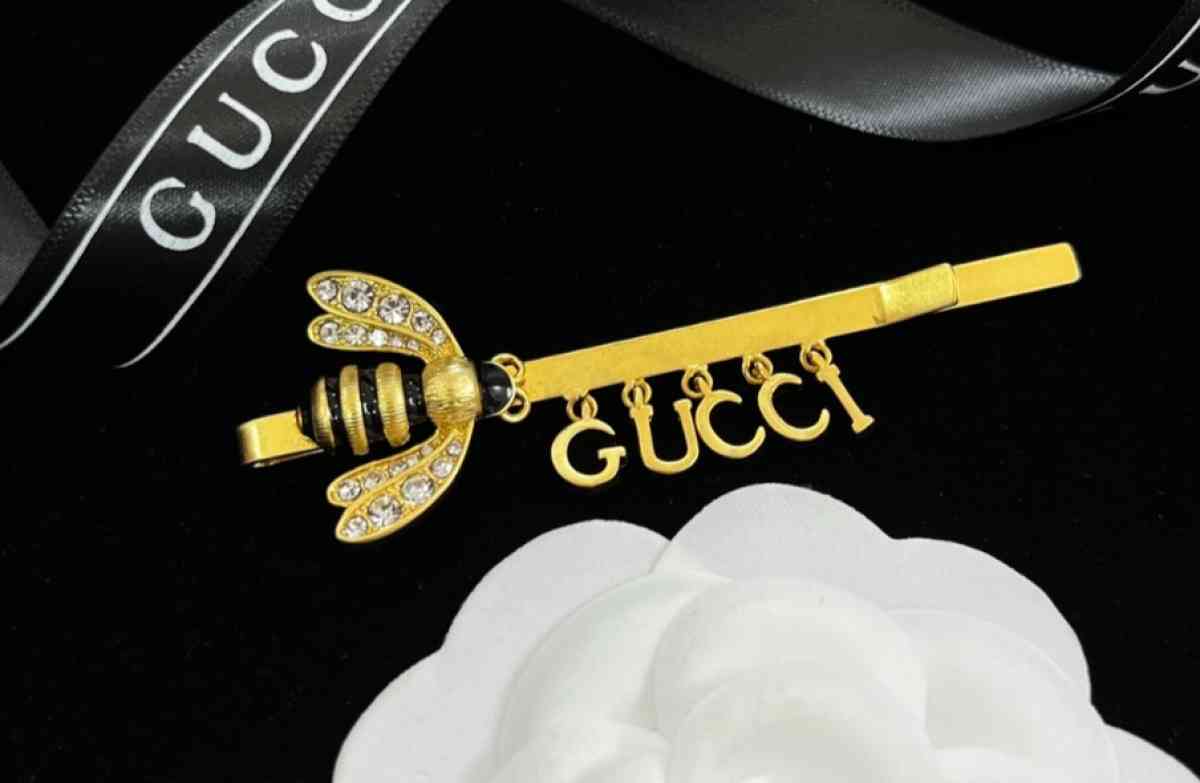 Gucci bee set jewelry
