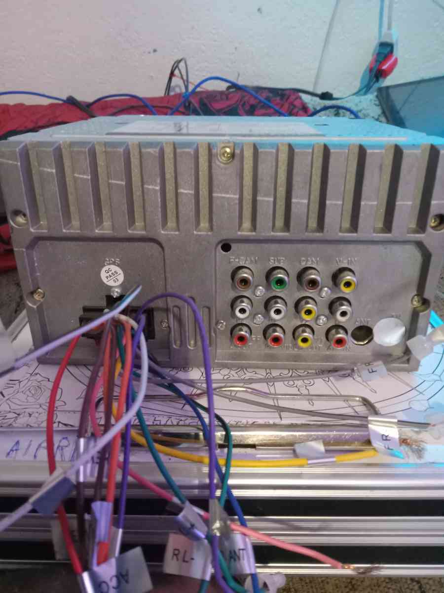 Im selling this exquisite car stereos like new one owner ste