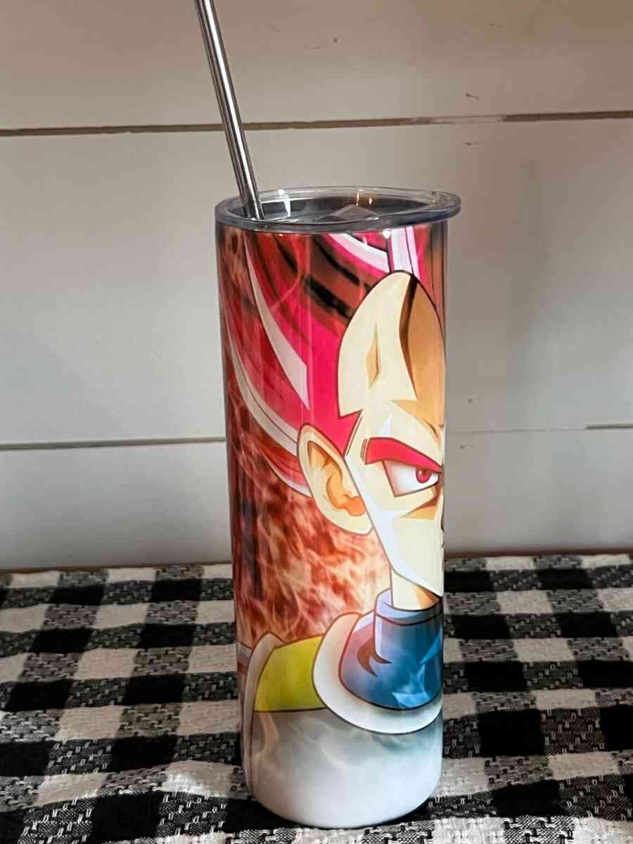 Drink in Style with Our Custom 20oz Tumbler