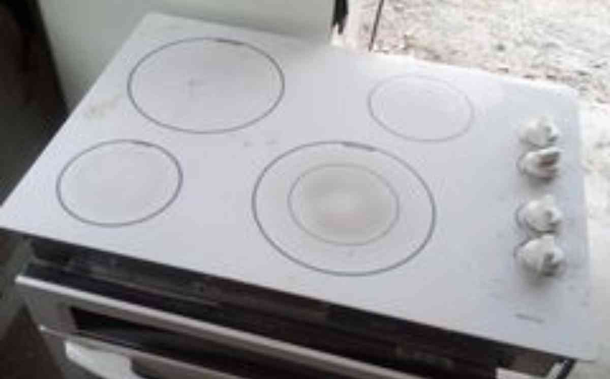 Maytag Electric Cooktop