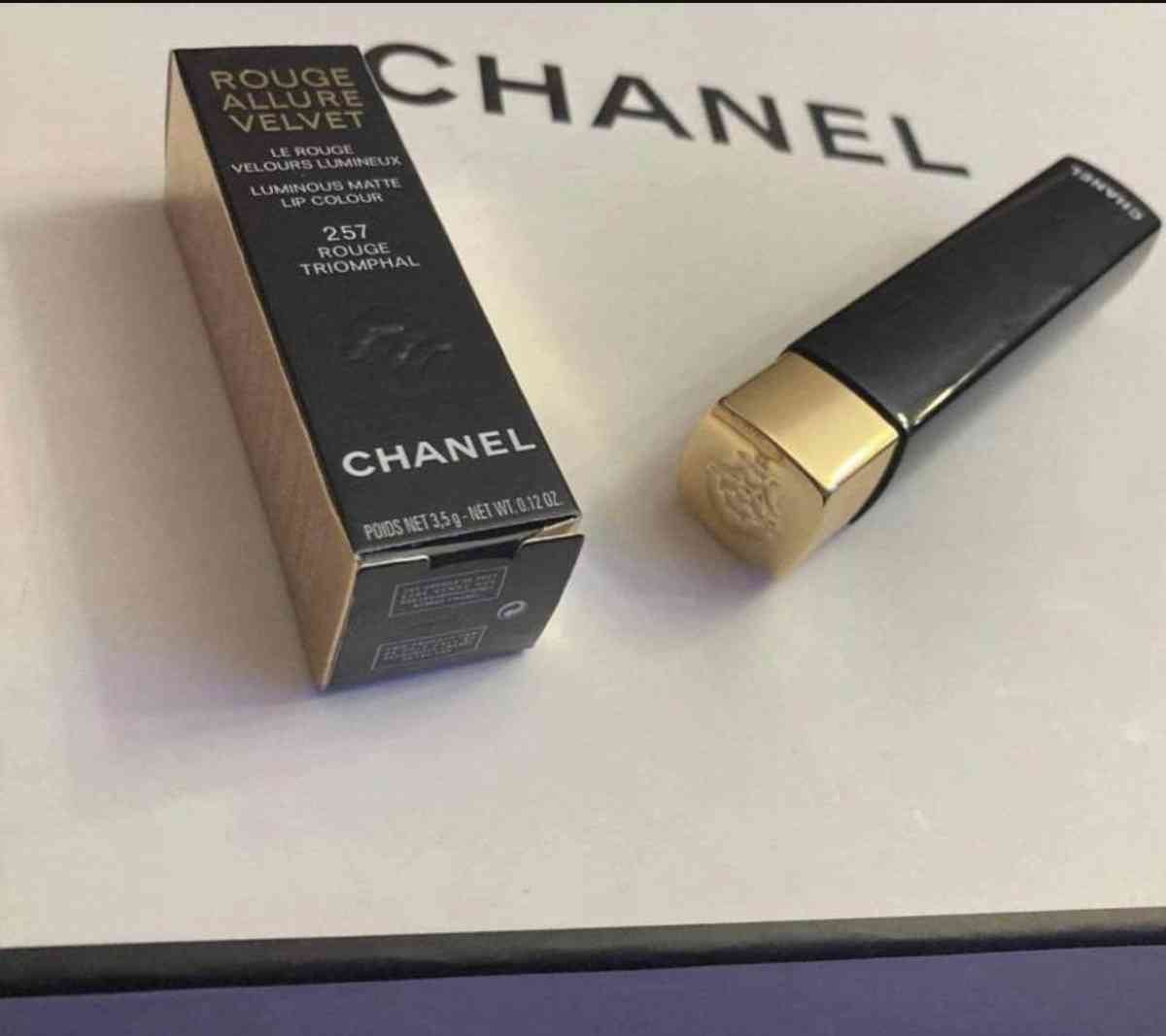 CHANEL ROUGE ALLURE VELVET LE LION DE 257