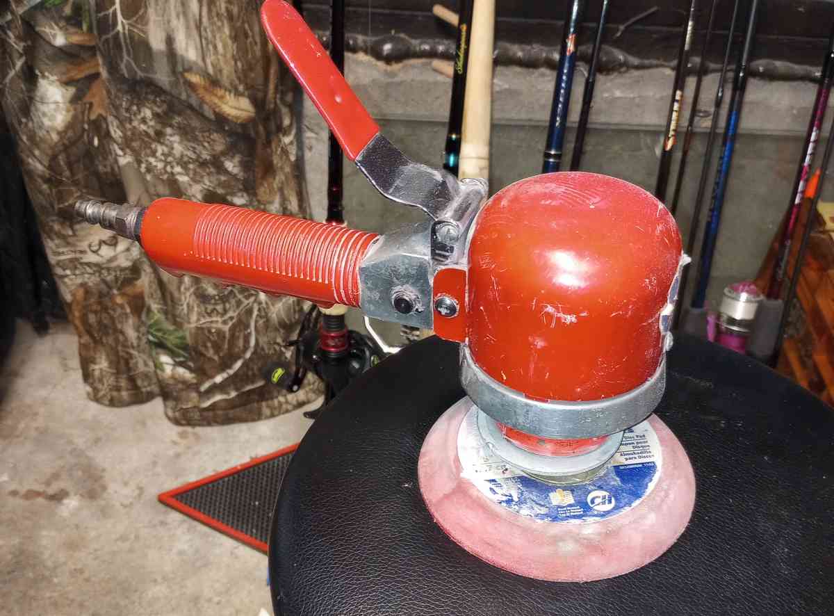 straightline air sander an 5 inch DA sander  30 for both