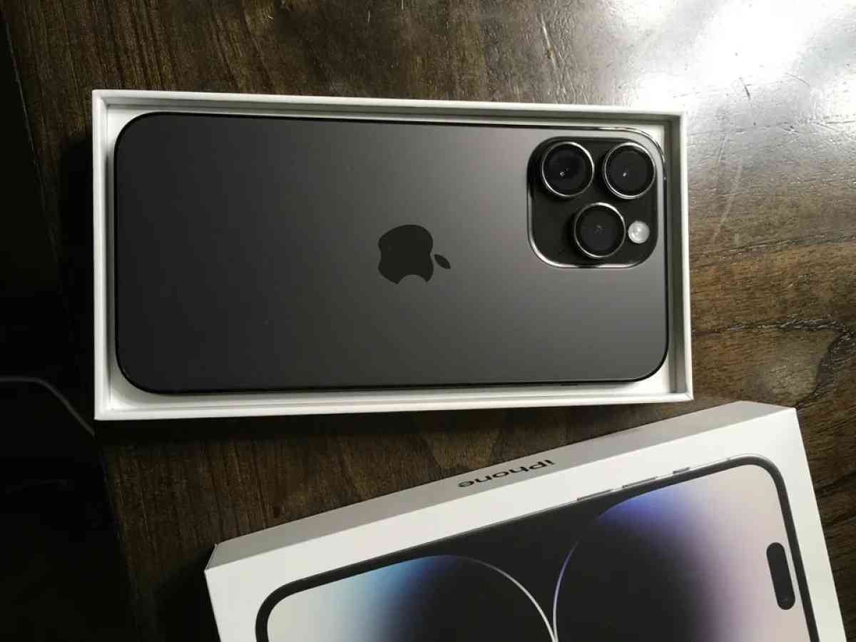 I phone 14 pro max unlocked Black
