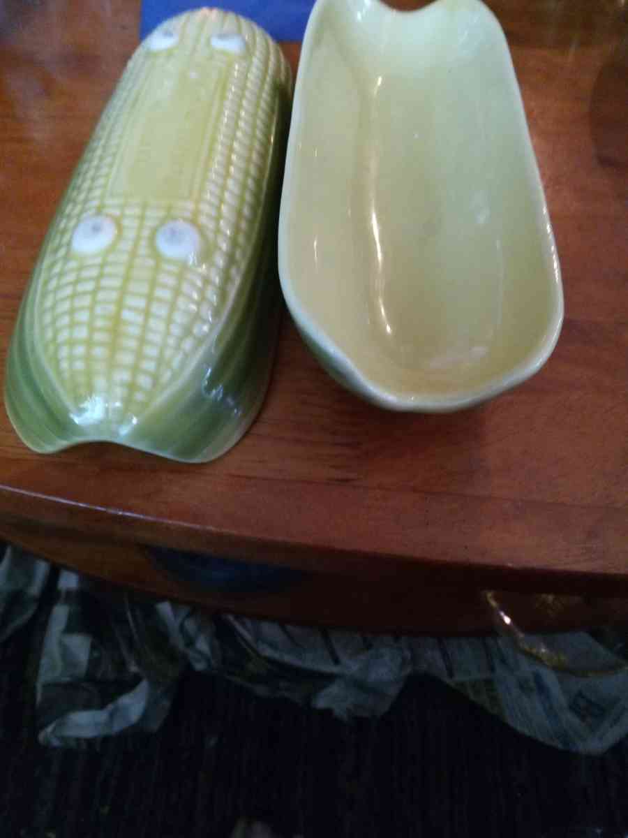 2 Shawnee Corn King corn rollers