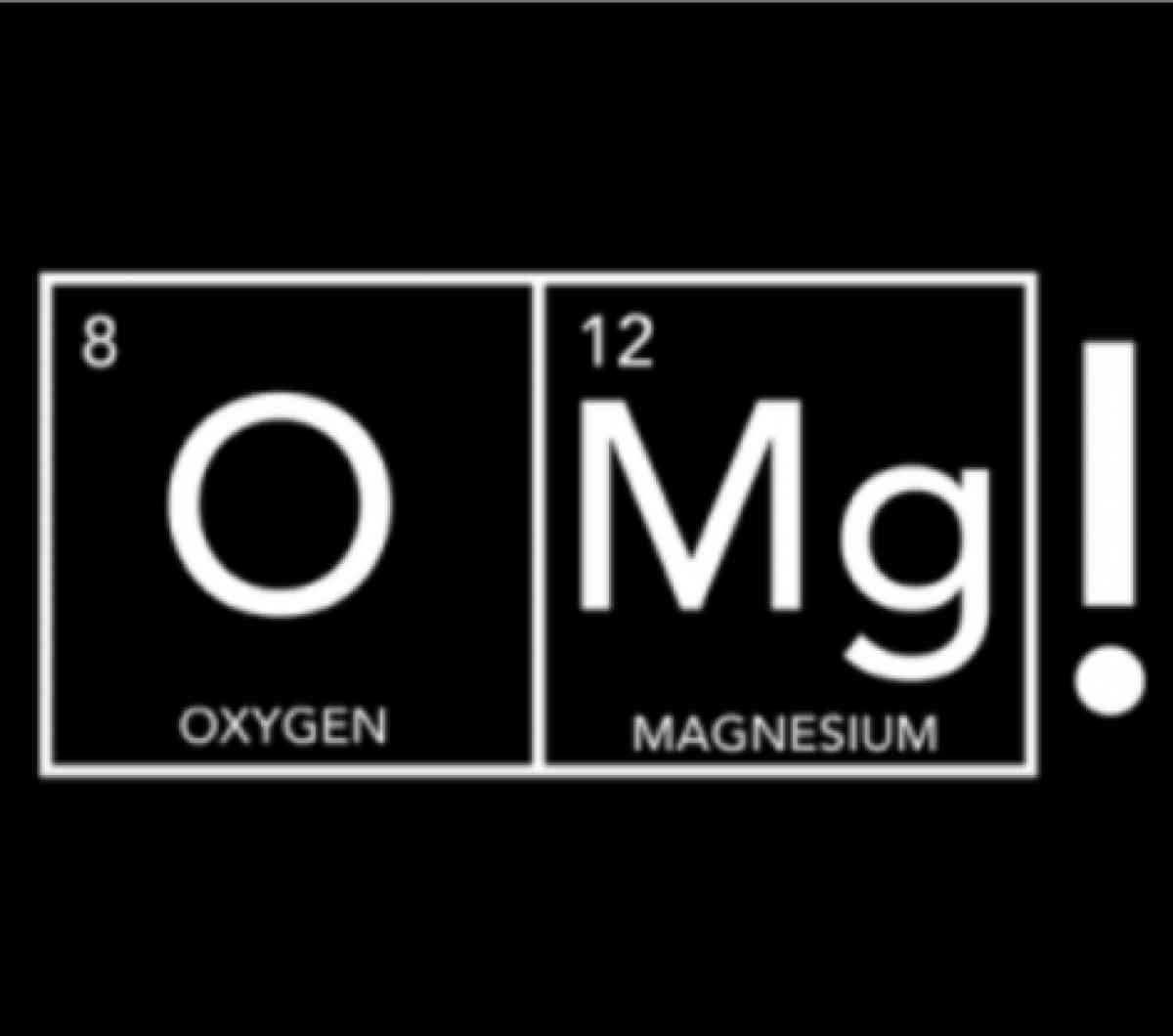 WOMANS OMg PERIODIC TABLE GRAPHIC T SHIRT