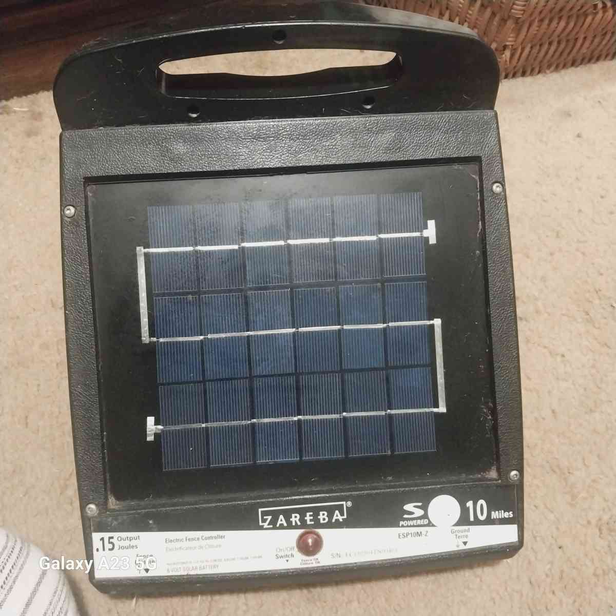 zareba 6 volt solar powered electric fence battery