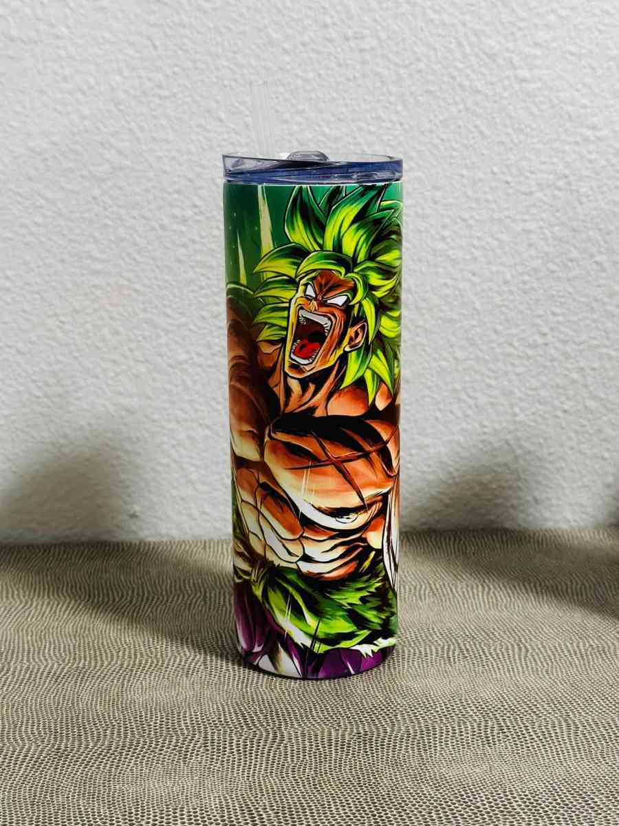 Drink in Style with Our Custom 20oz Tumbler