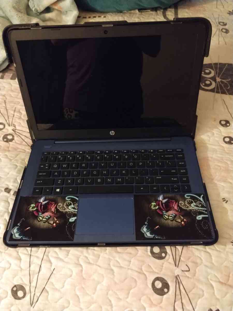 lap top hp streem 14 inch screen