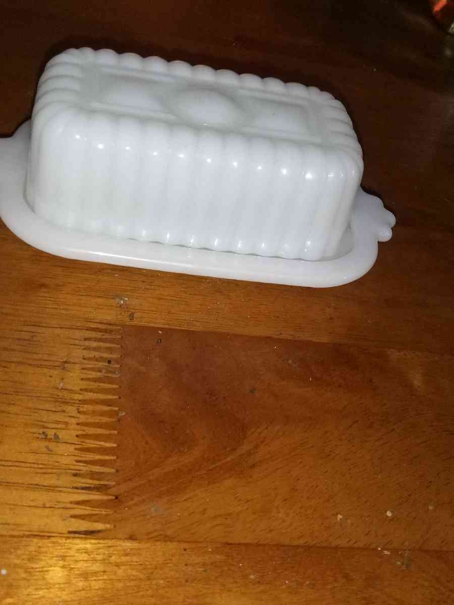 Hazel Atlas Half stick butter dish