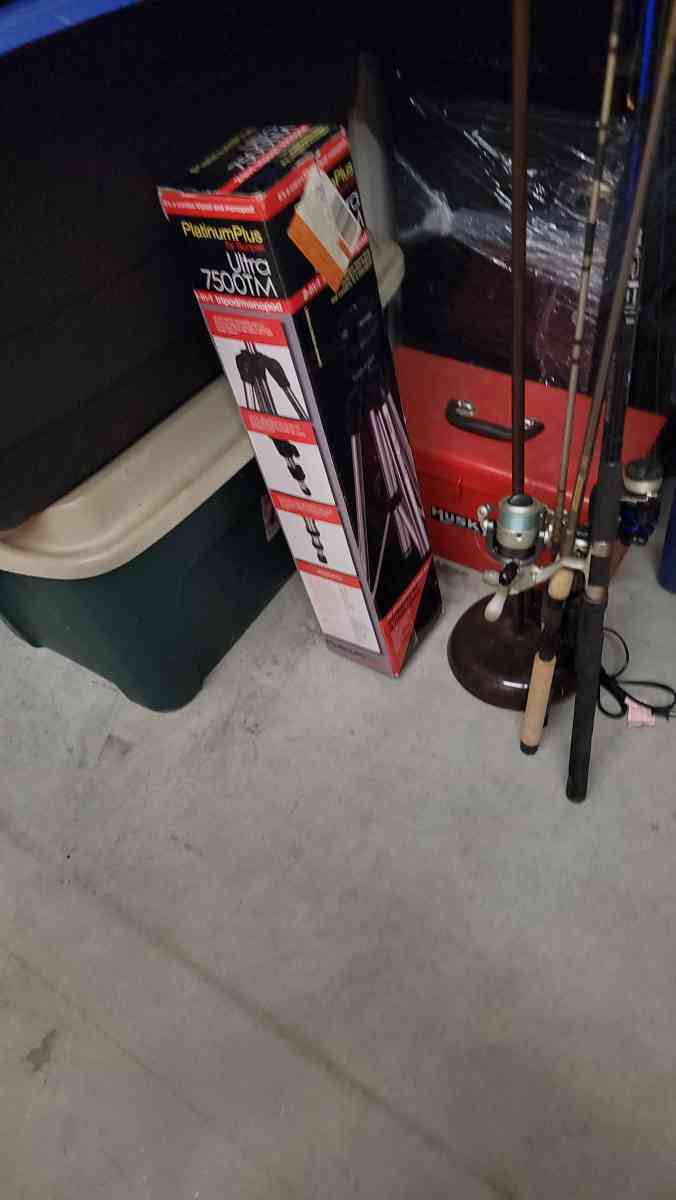 furnite kitchen items computer desk daybed wardrobe cloths