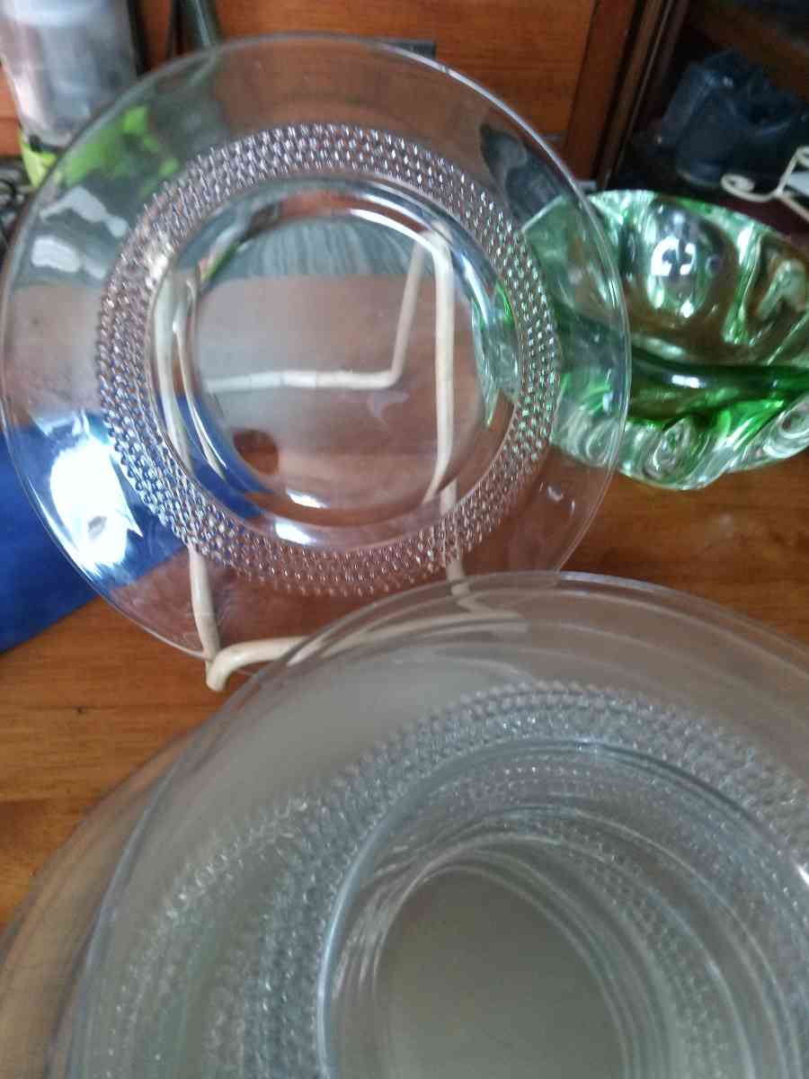 8 Duncan and Miller TEARDROPS luncheon plates