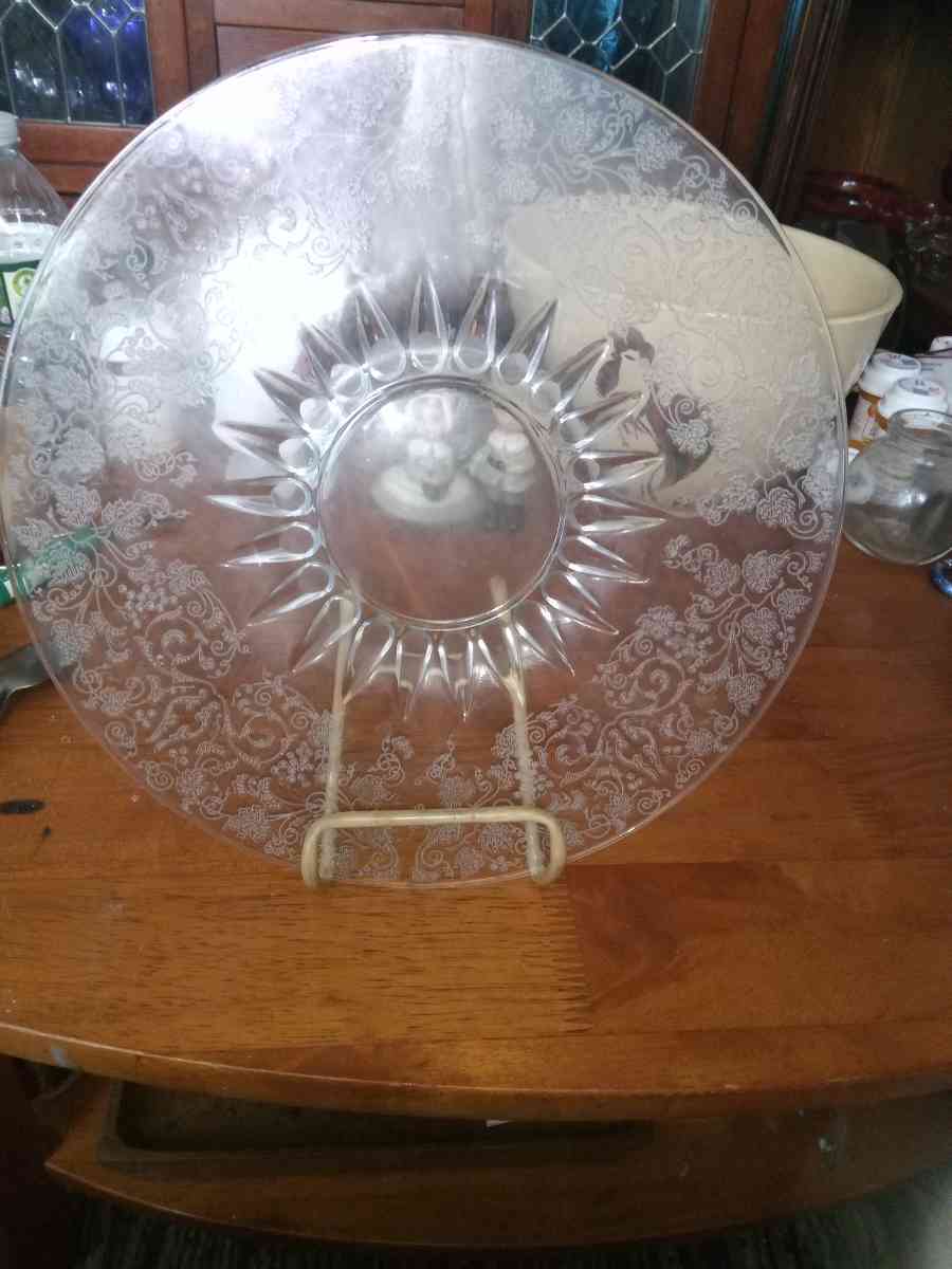 New Martinsville Prelude etch Radiance tray