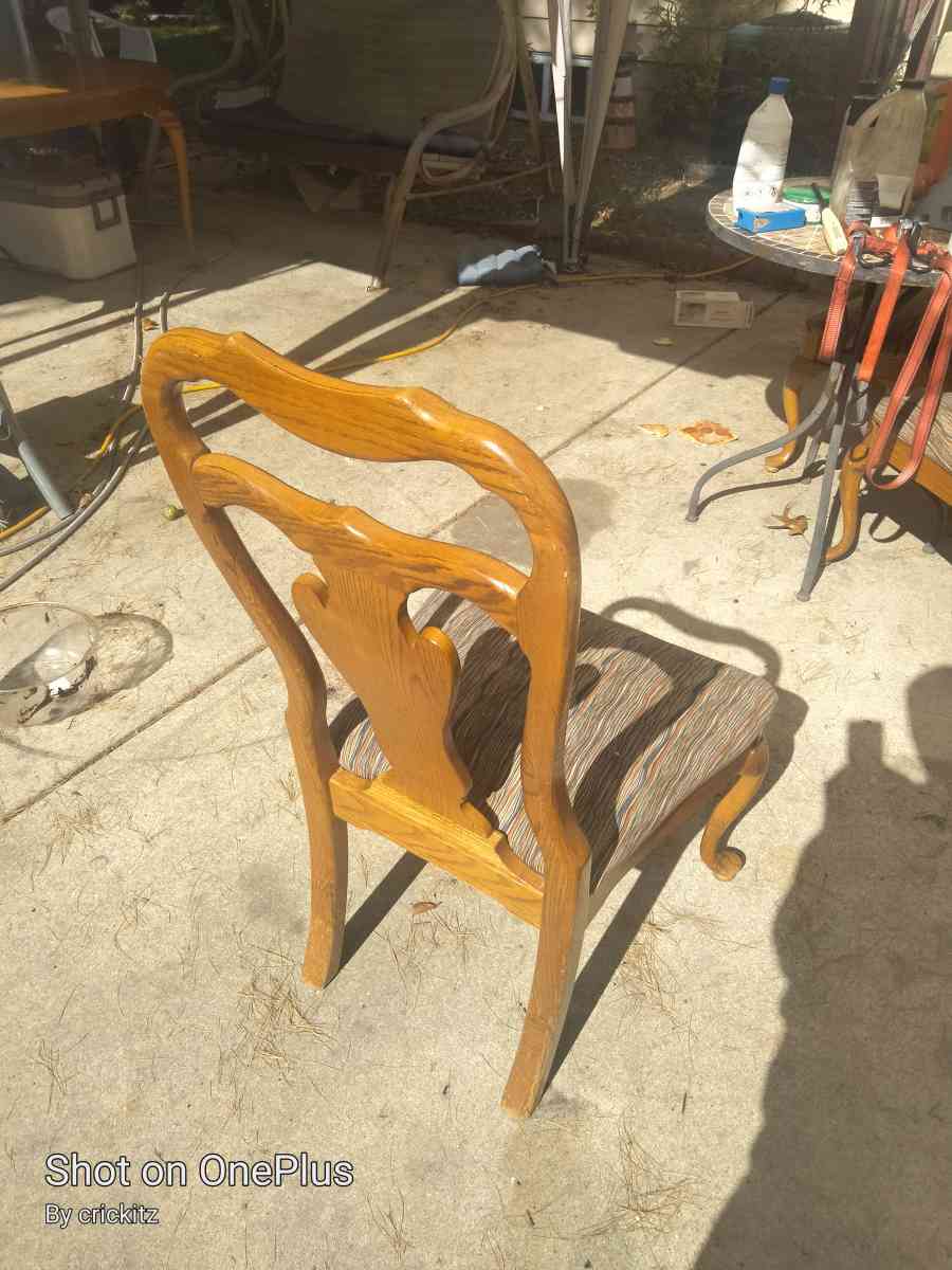 dinning room set and chairs