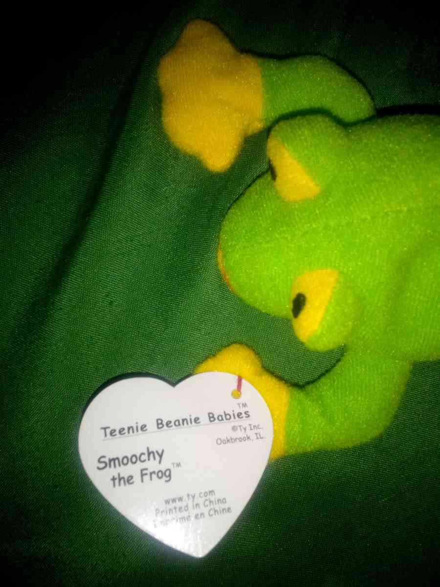 1993 Ty beanie babies smoochy mint selling collection off