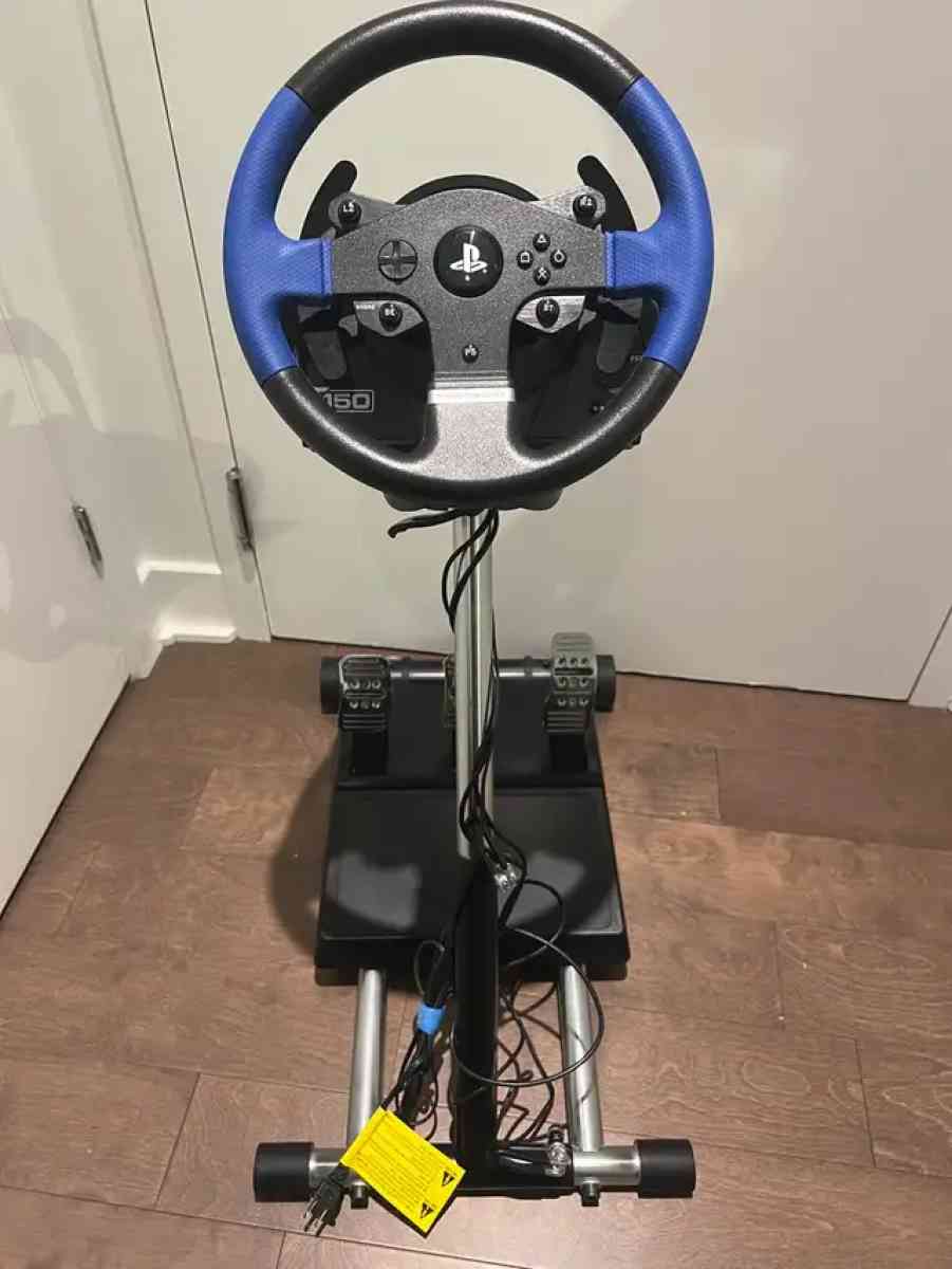 Thrustmaster T150 pro  wheel stand