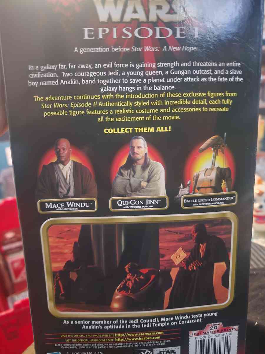 Star Wars Episode 1 Mace Windu with lightsaber